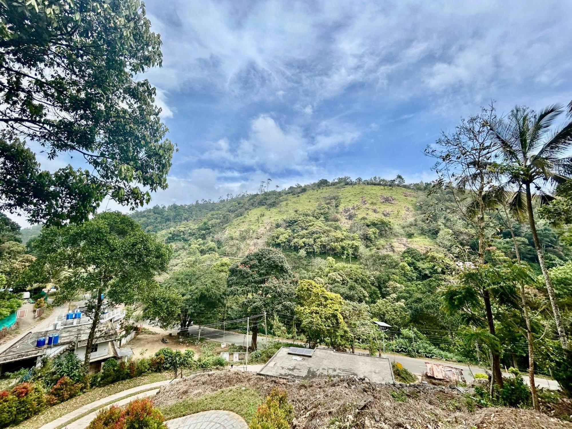Misty Heights Peermade - Private Mountain Villa Retreat Vandiperiyār Екстериор снимка