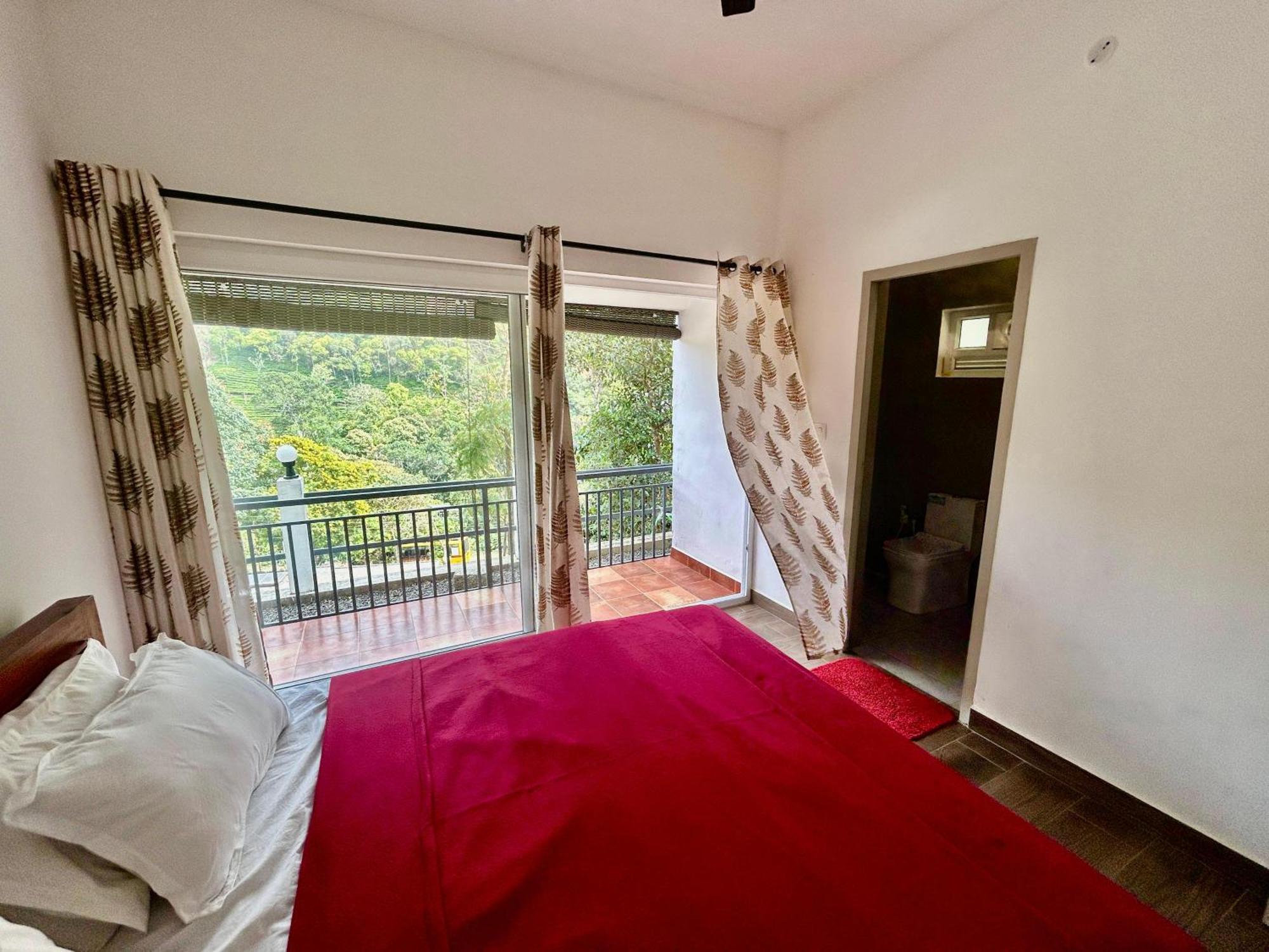 Misty Heights Peermade - Private Mountain Villa Retreat Vandiperiyār Екстериор снимка