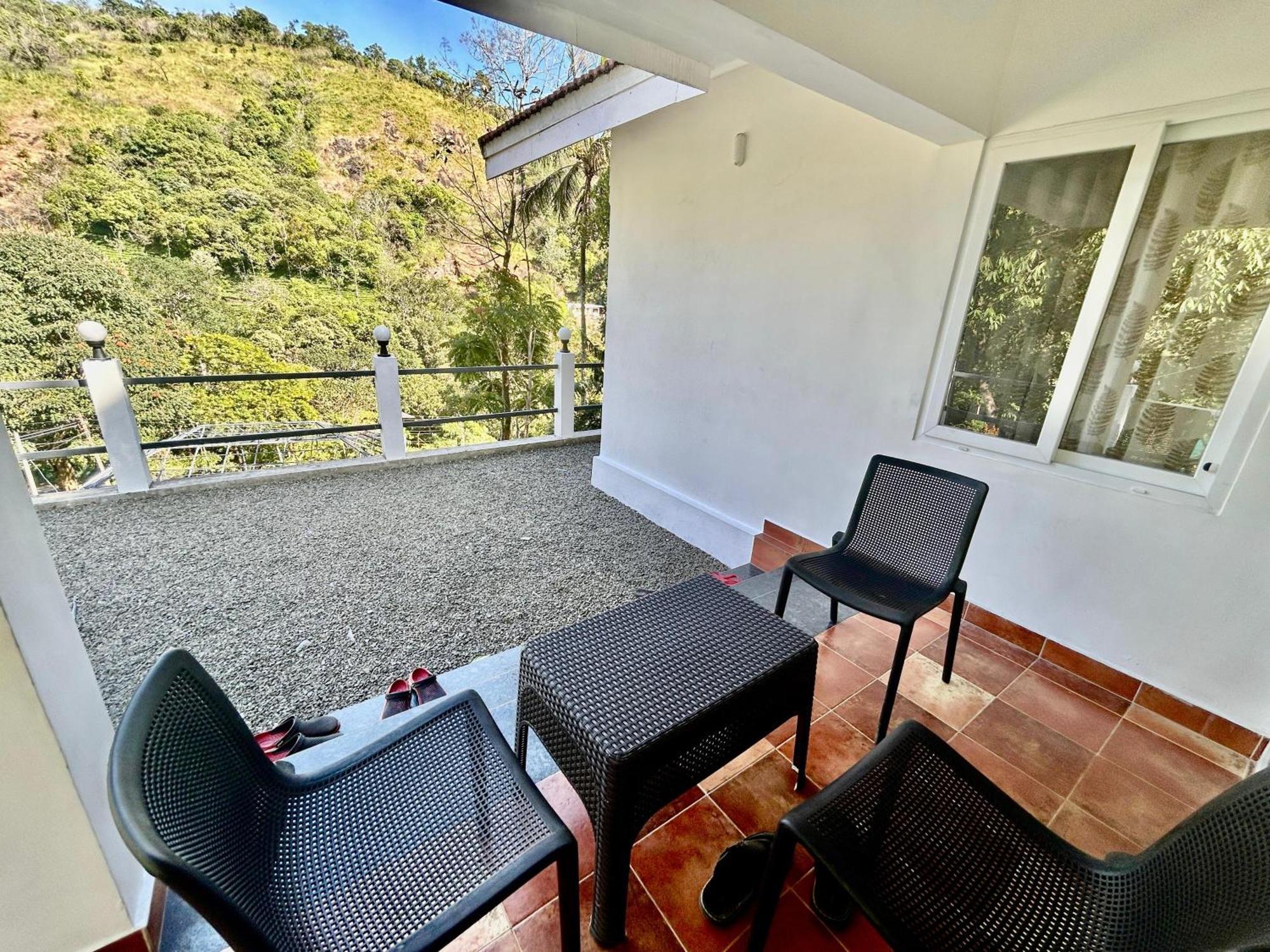 Misty Heights Peermade - Private Mountain Villa Retreat Vandiperiyār Екстериор снимка