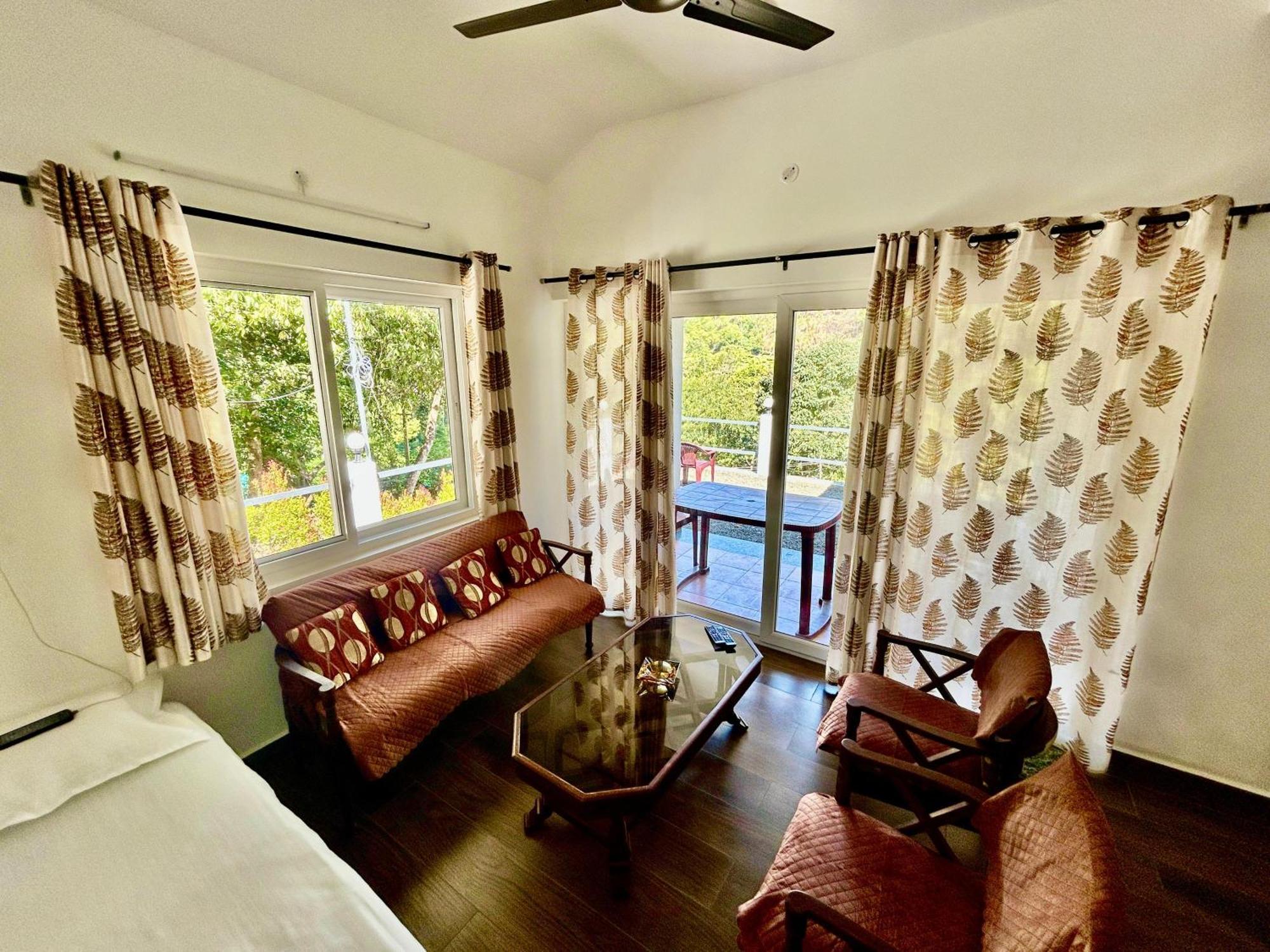 Misty Heights Peermade - Private Mountain Villa Retreat Vandiperiyār Екстериор снимка